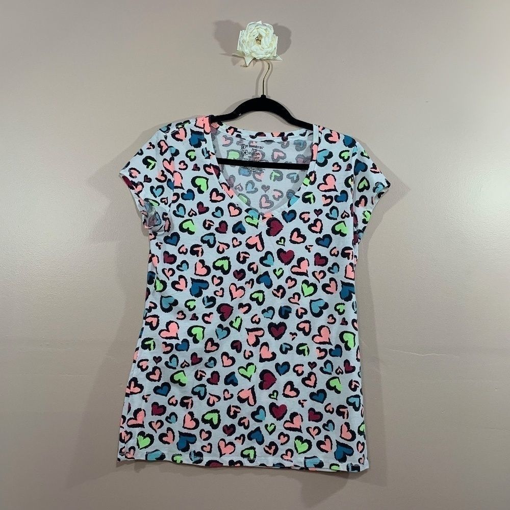 HEART PRINT T-Shirt BY NO BOUNDARIES XL | 125